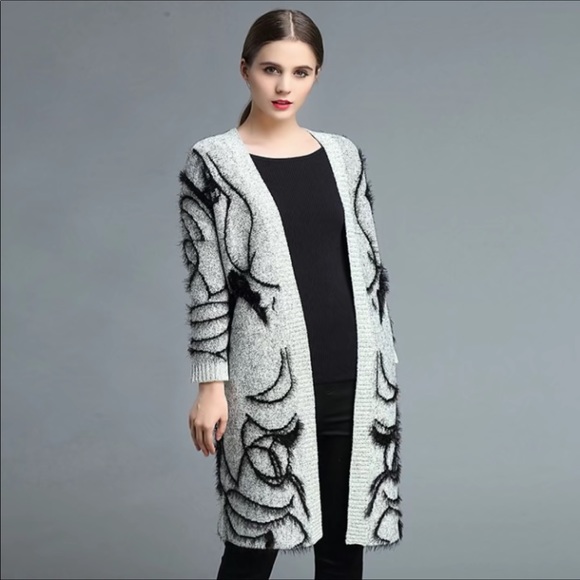 Knitted long sweater coat - Picture 3 of 11